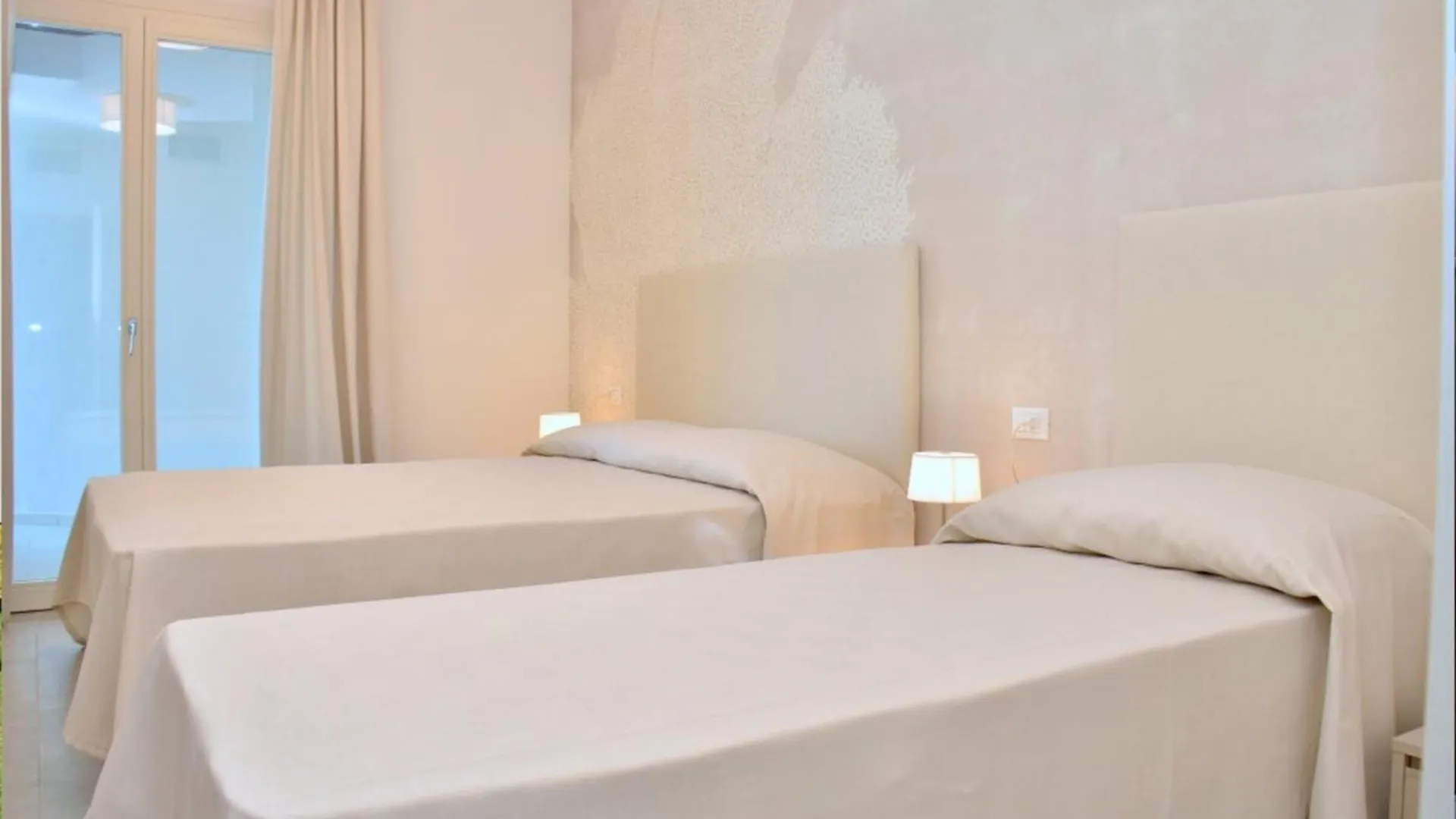 Chic Seaview Apartment With Private Terrace Bibione 0*,  Italy
