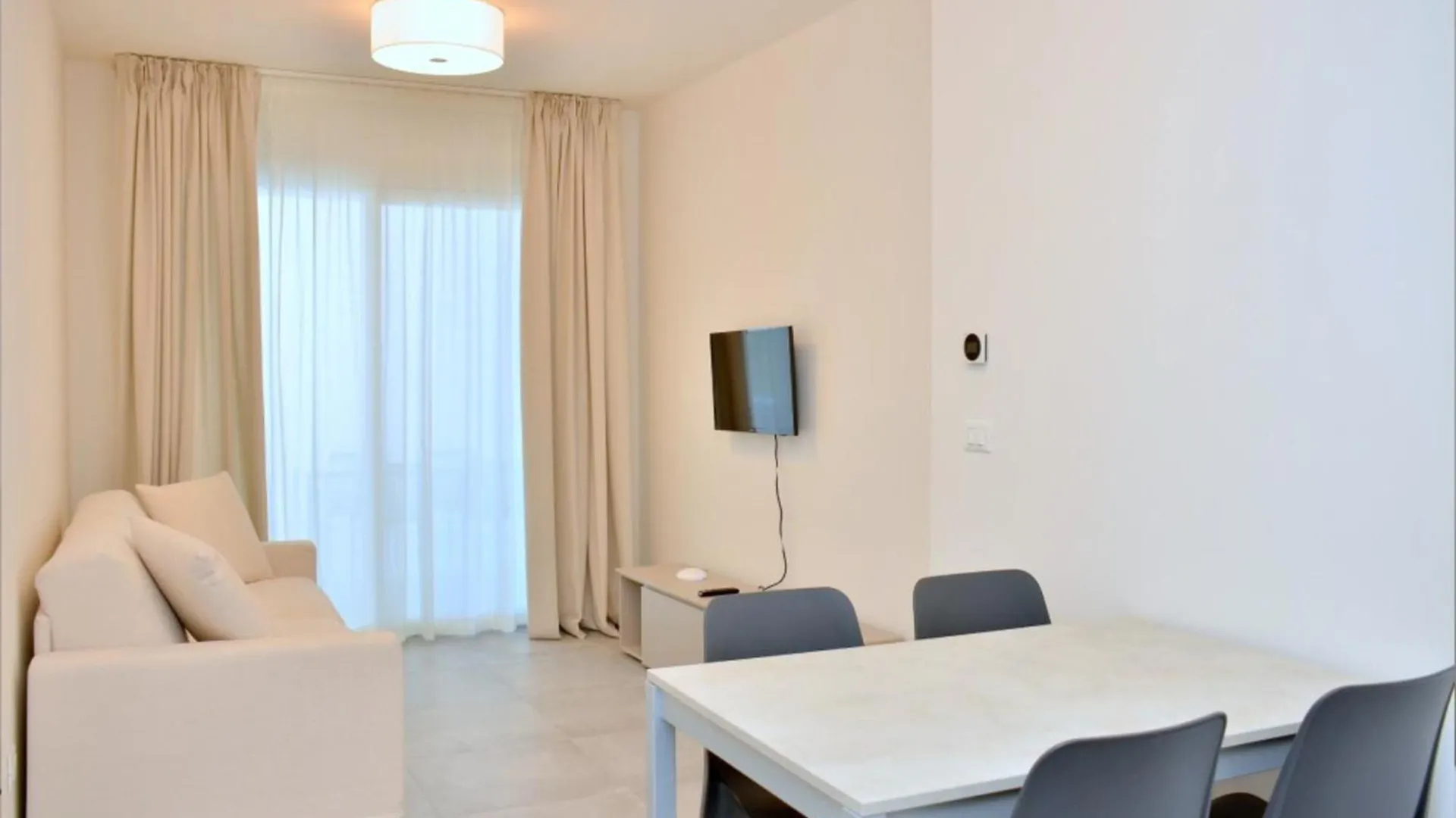 Chic Seaview Apartment With Private Terrace Bibione